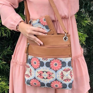 Team your Butterfly mandala wallet with one of the matching Bsirius bags in matching fabric design