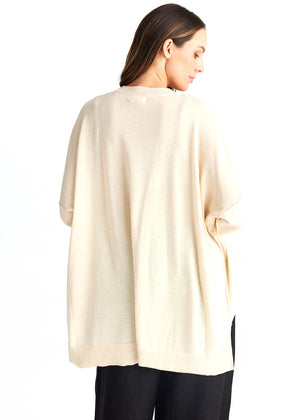 Rear view of our Umbria Fine knit, made of linen and cotton