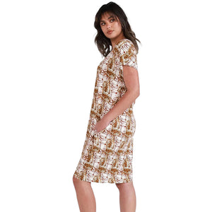 This bamboo Nicks Tee dress has two pockets and short sleeves