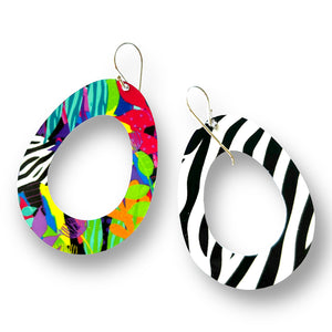 Just showing the other side of the earring, front multi colours and the back black and white zebra stripes