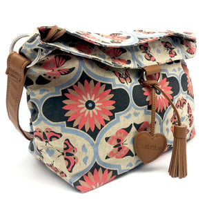 This eco friendly Cafe Bag from bsirius has a butterfgly design in natural, black, pale blue, coral and tan colours